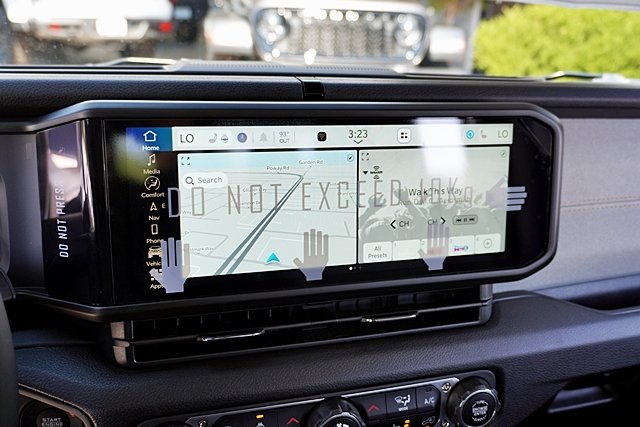 New 2025 Anvil Clear-Coat Exterior Paint Jeep Sport image 30