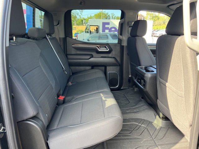 2025 Chevrolet Silverado 1500 RST photo 23