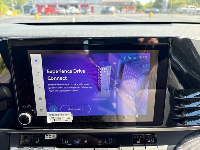 2025 Toyota Camry LE photo 19