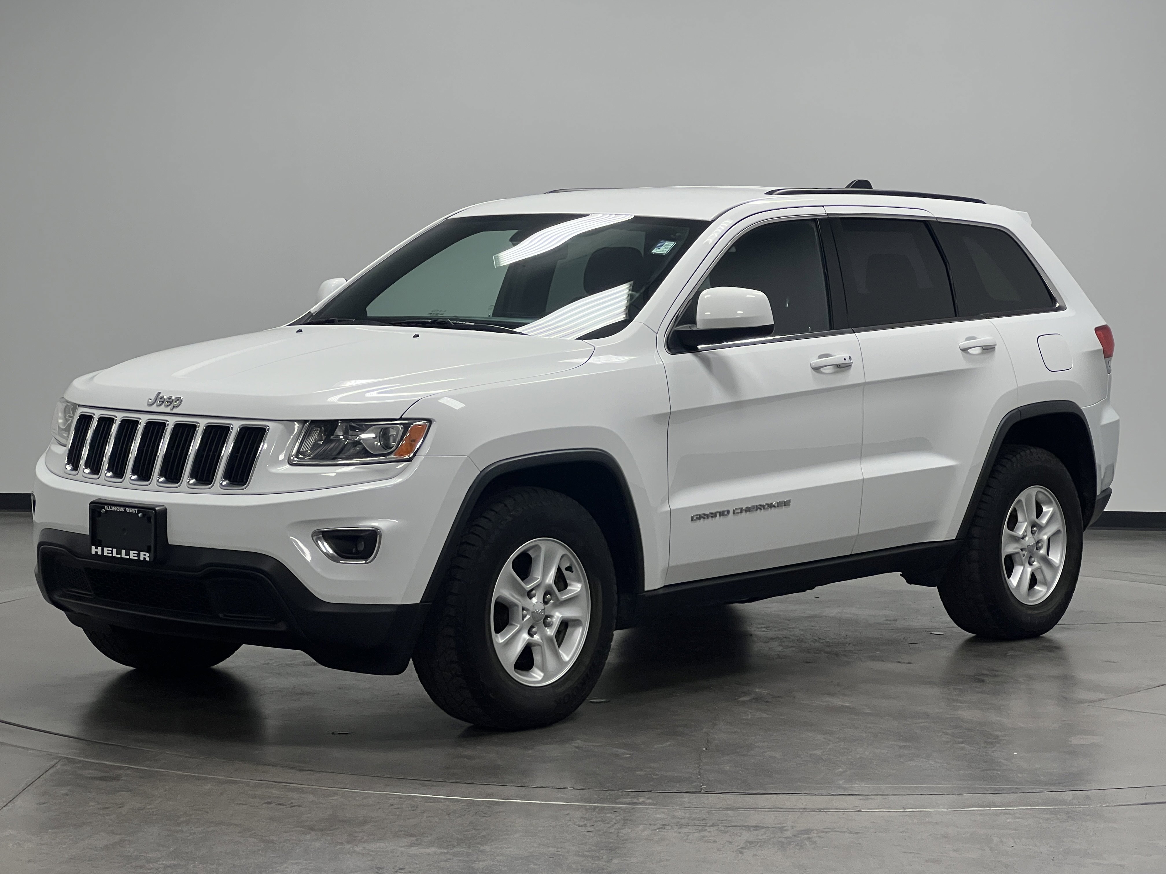 2014 Jeep Grand Cherokee Laredo photo 3