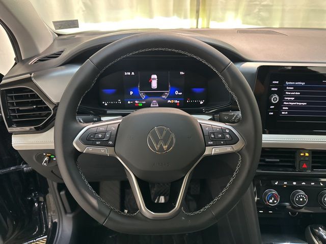 2025 Volkswagen Taos S photo 15