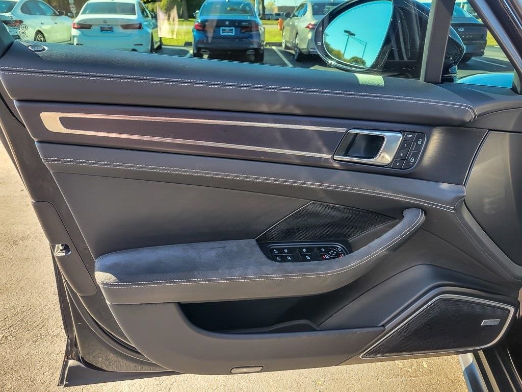 2022 PORSCHE PANAMERA - Image 16
