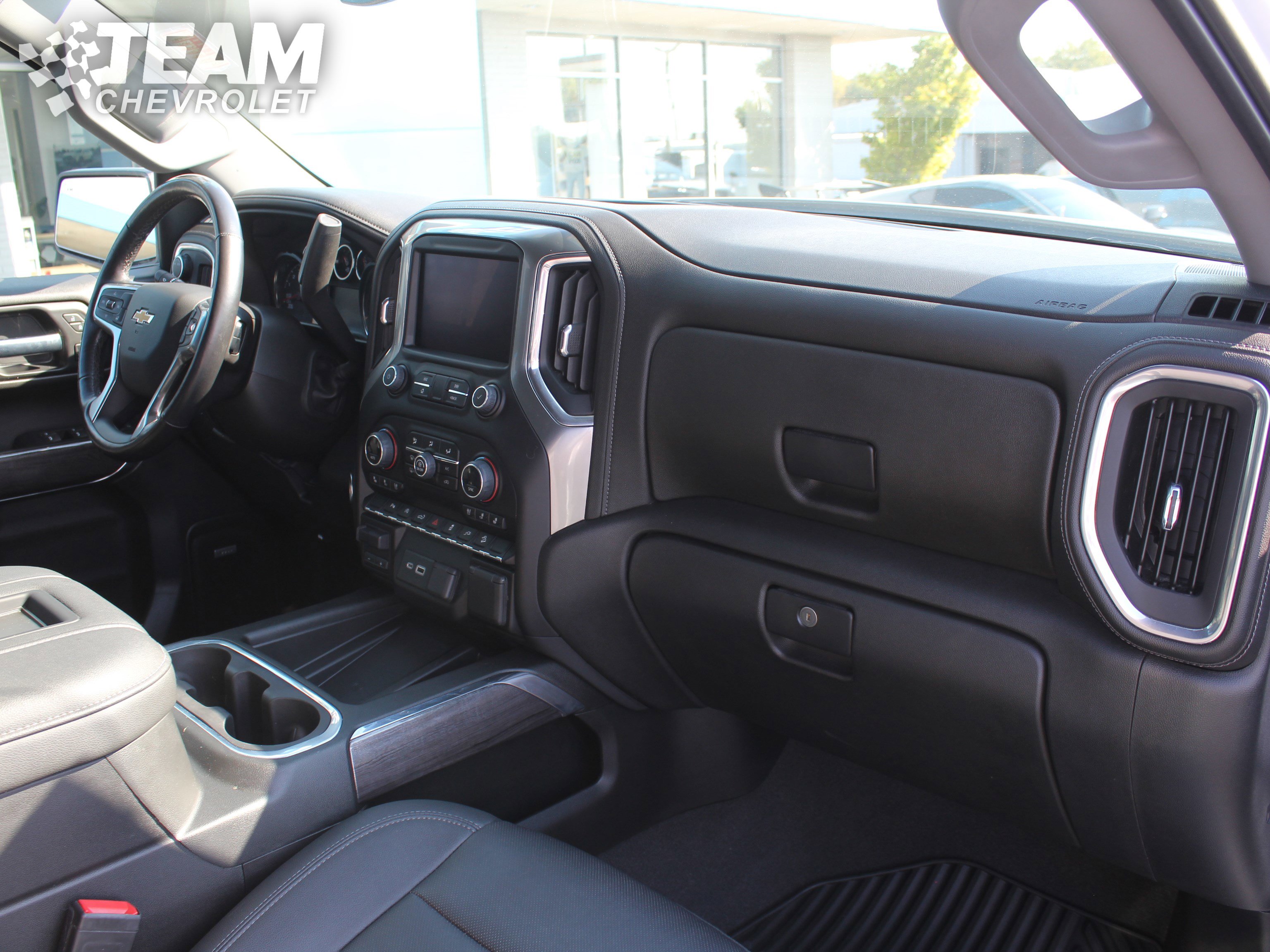 2022 Chevrolet Silverado LTZ photo 28