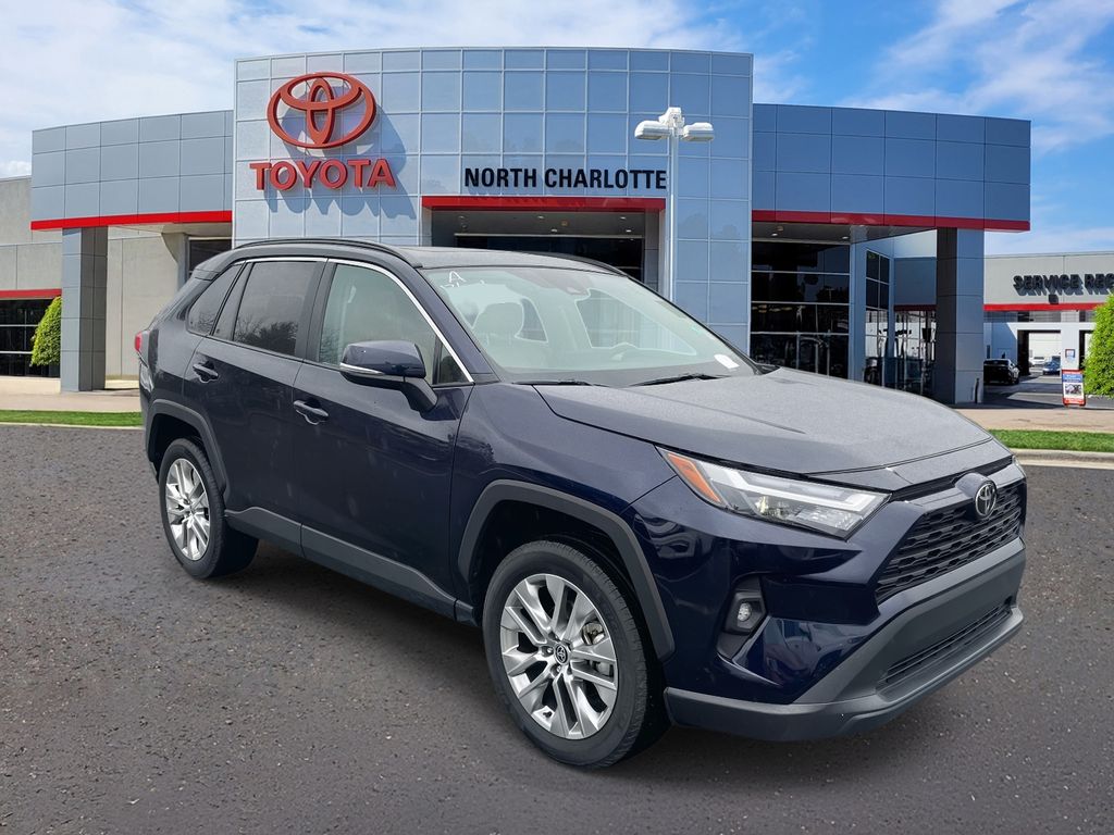 2025 Toyota RAV4 XLE Premium