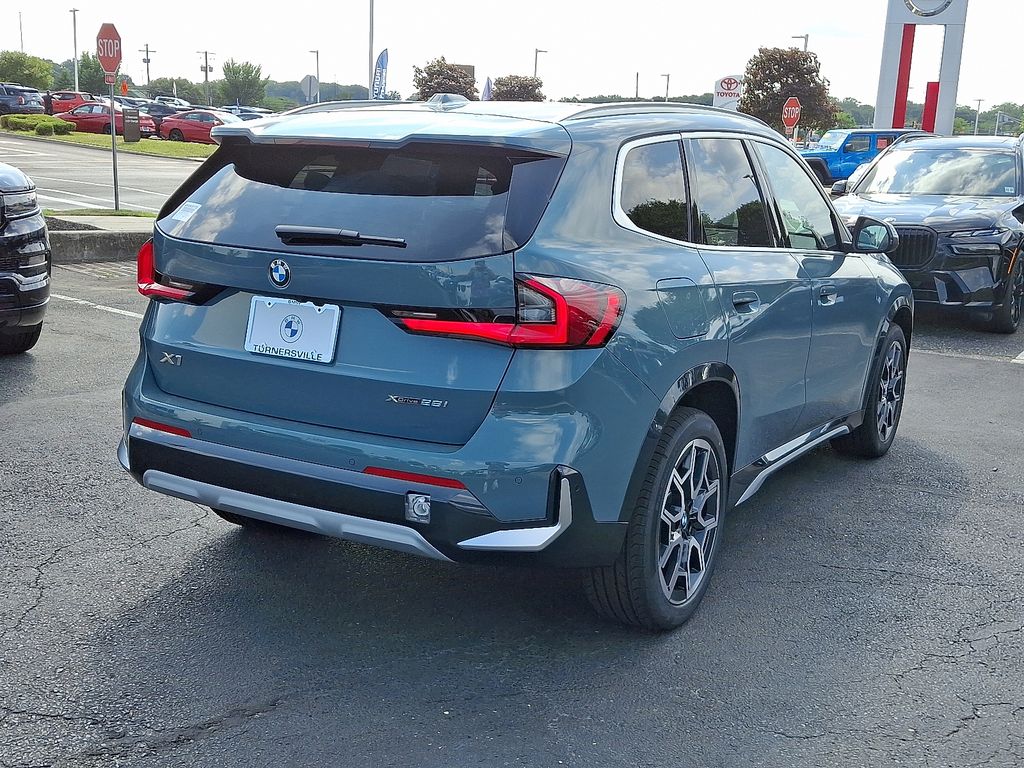2025 Bmw X1 XDrive28i photo 3