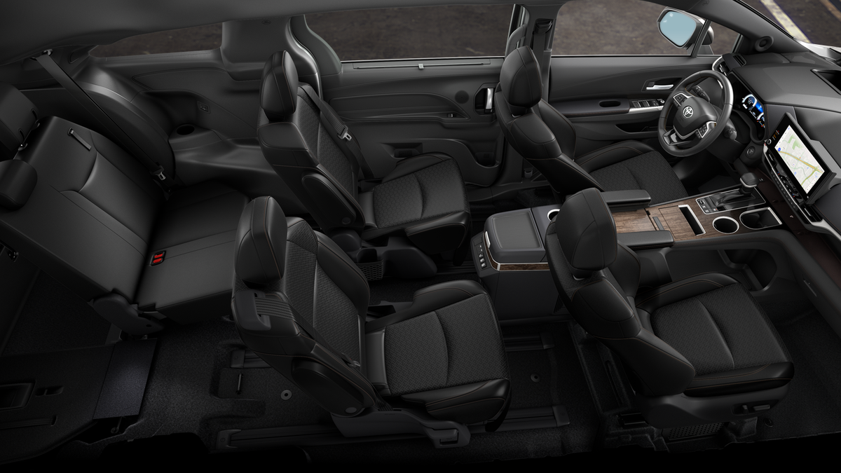2025 Toyota Sienna Platinum photo 21