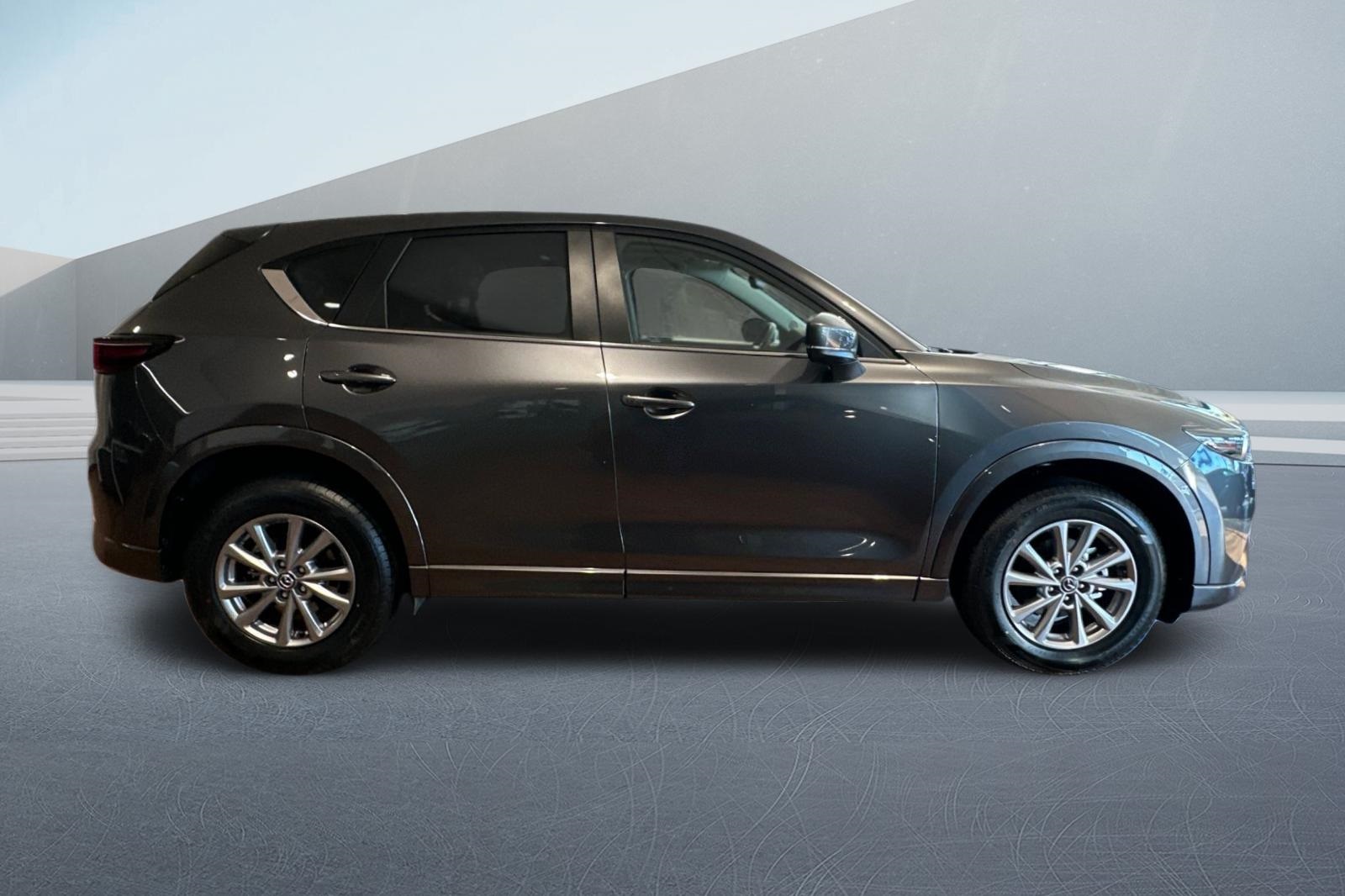 2025 Mazda CX-5 2.5 S Preferred photo 3