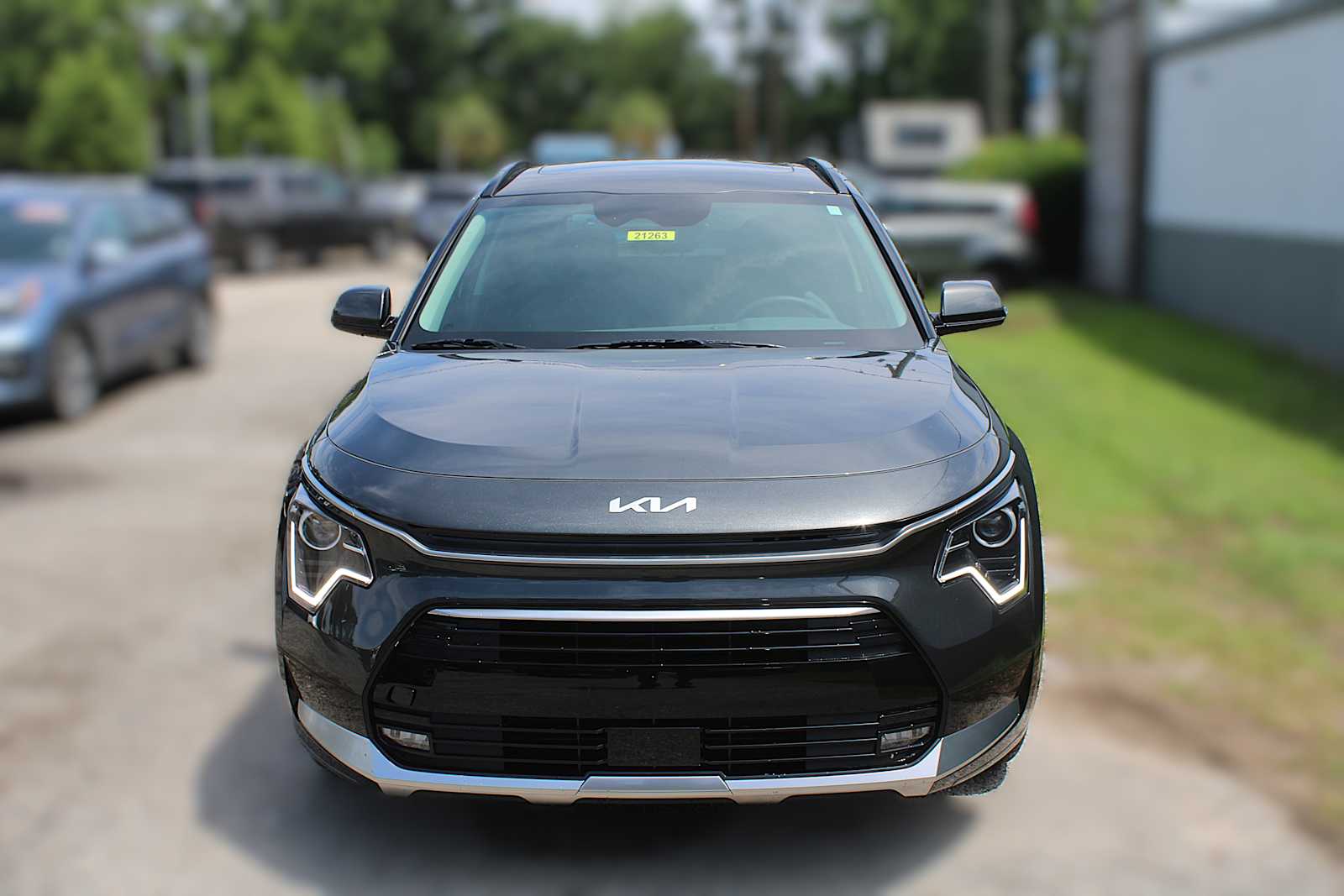 2025 Kia Niro EX Touring photo 16
