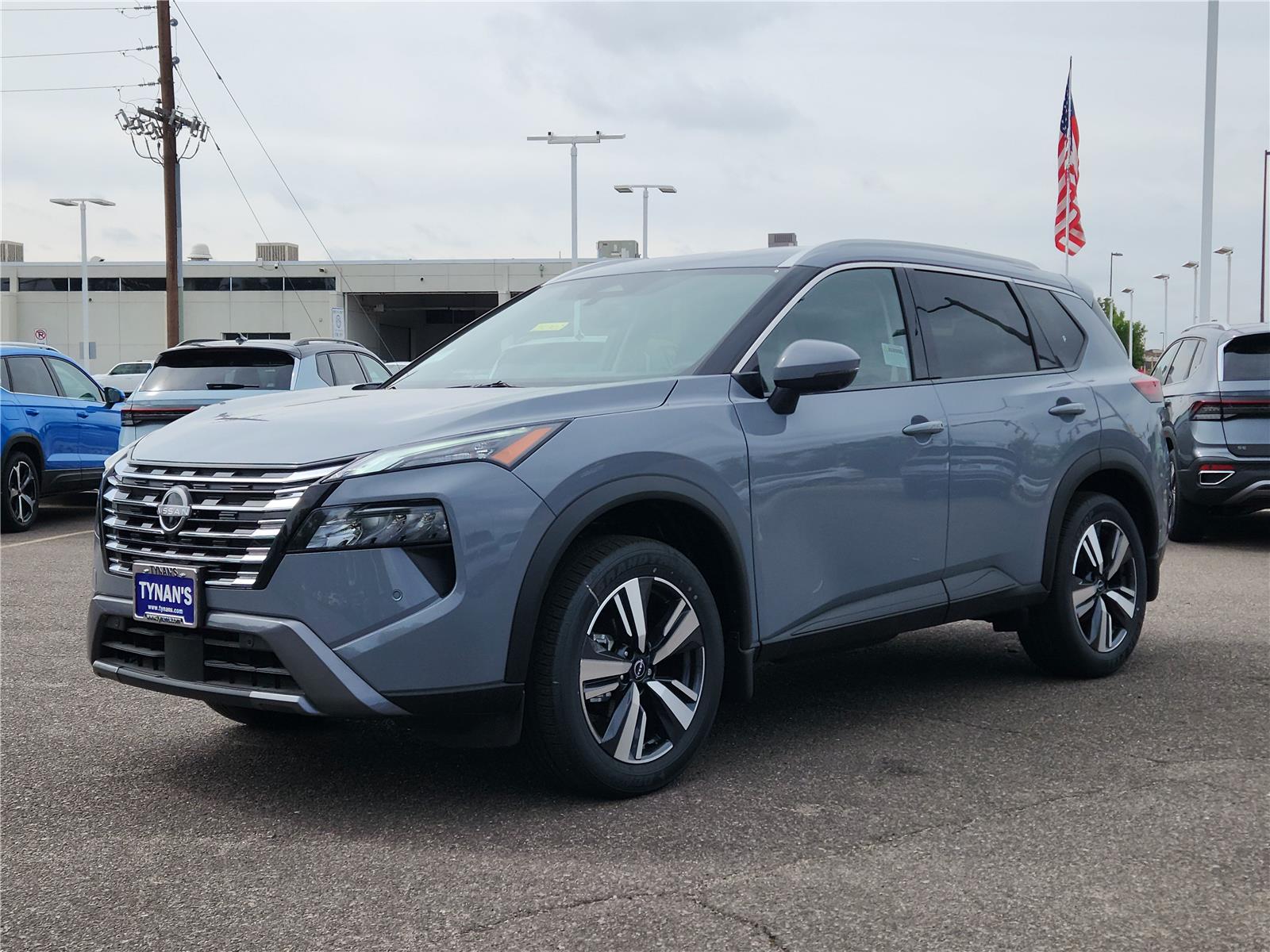 2025 Nissan Rogue SL photo 5