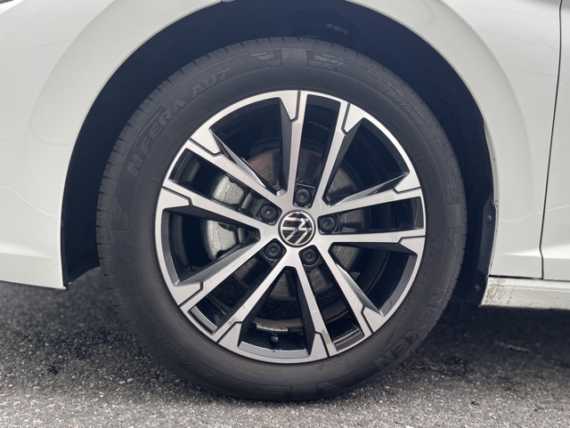 2024 Volkswagen Jetta 1.5T Sport photo 12