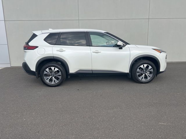 2023 Nissan Rogue SV photo 2