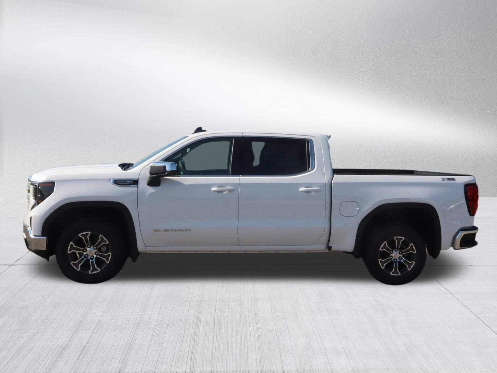 2026 Gmc Sierra 1500 SLE photo 4