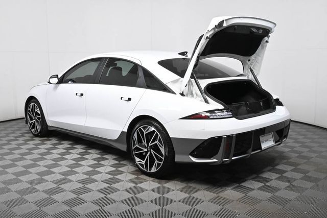 2025 Hyundai Ioniq 6 SEL photo 7