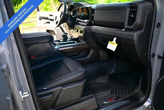 2025 Chevrolet Silverado 1500 RST photo 22