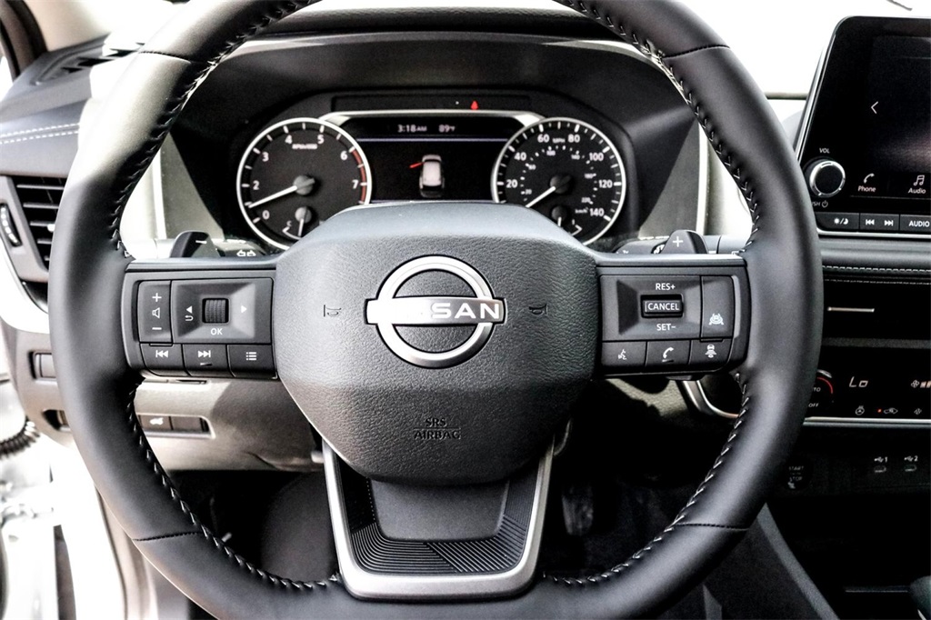 2025 Nissan Rogue SV photo 12