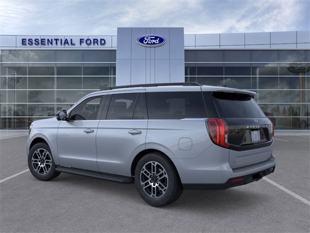2025 Ford Expedition photo 2