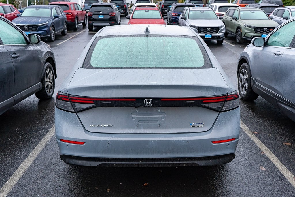 2023 Honda Accord Hybrid Touring photo 2