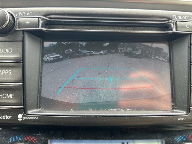2015 Toyota RAV4 XLE photo 13