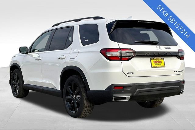 2025 Honda Pilot Black Edition photo 3