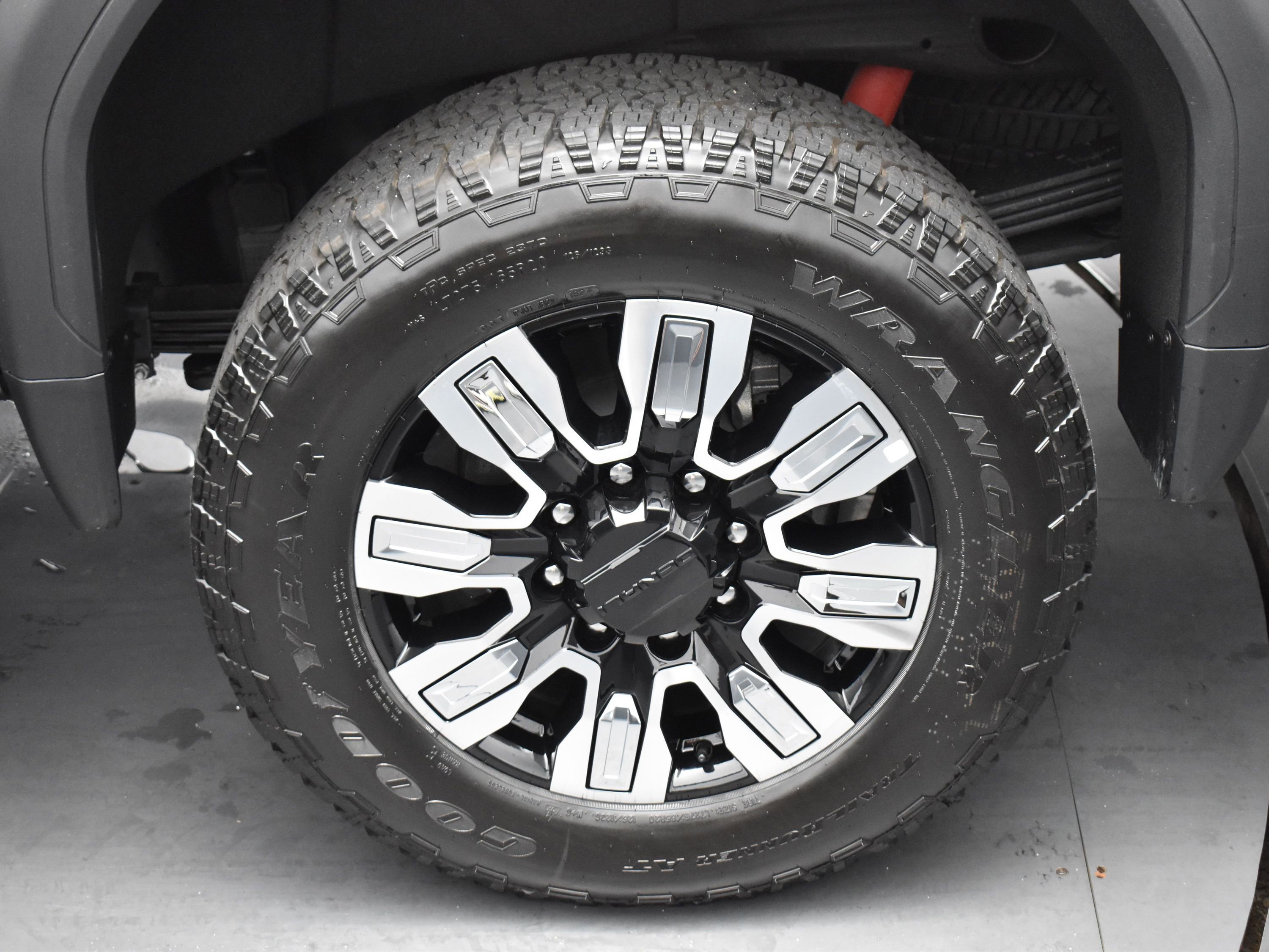 2024 Gmc Sierra 2500 HD Denali photo 35