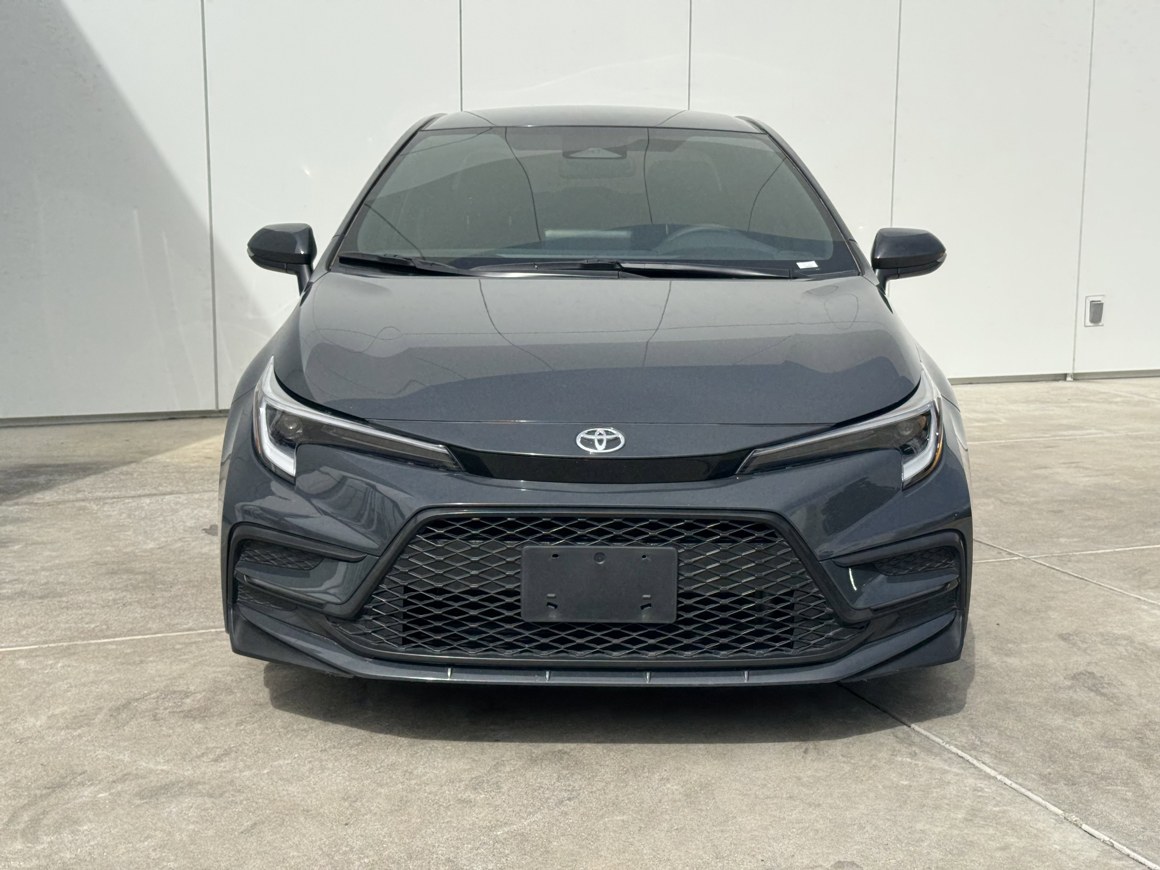 2024 Toyota Corolla SE photo 3