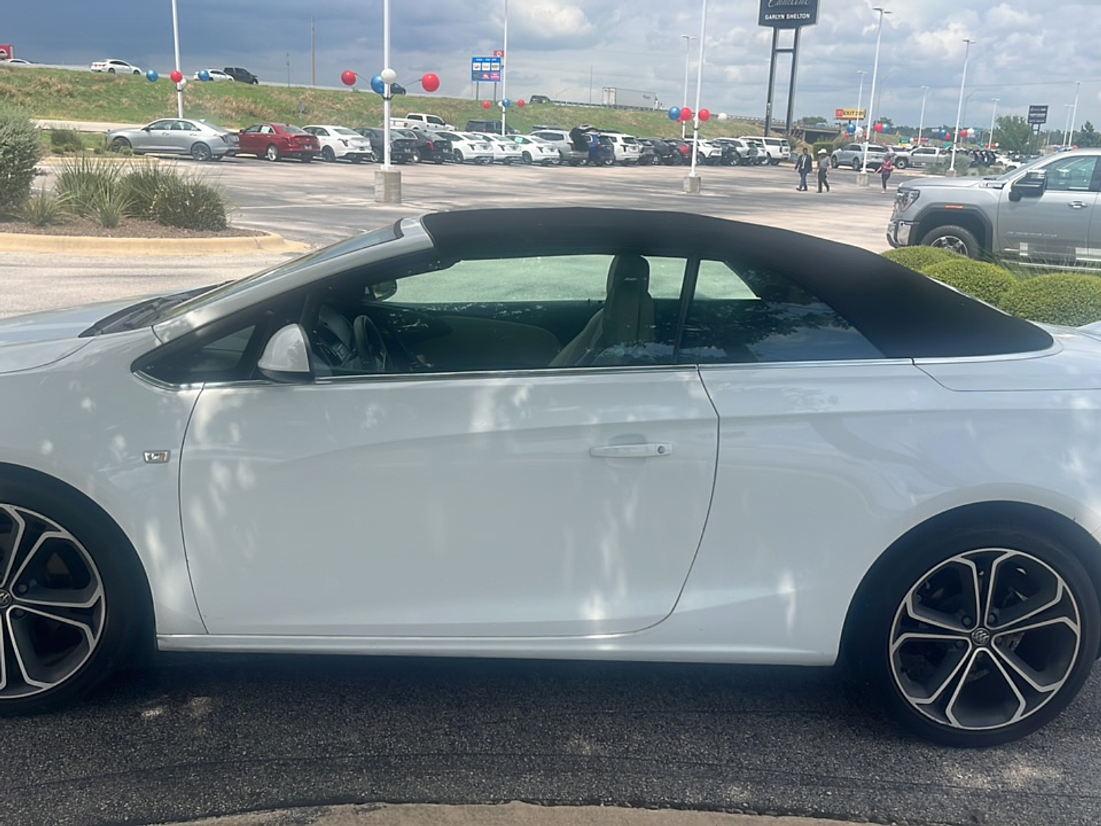 2016 Buick Cascada Premium photo 2