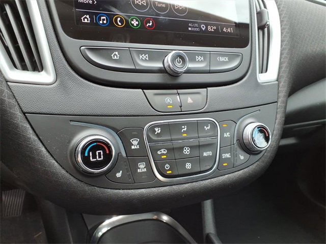 2022 Chevrolet Malibu 1LT photo 16