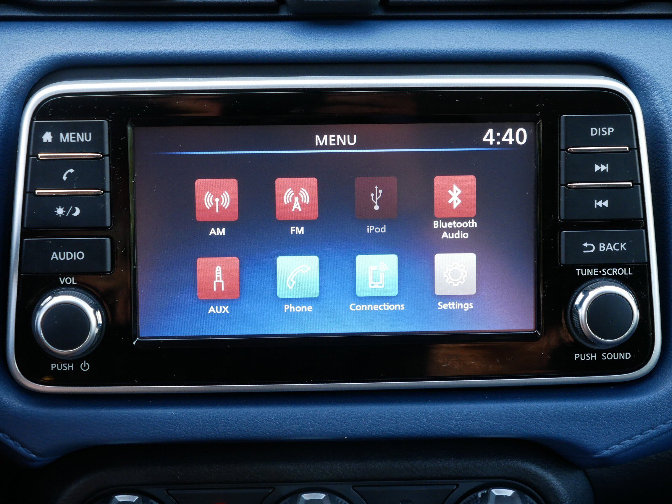 2024 Nissan Versa SV photo 21