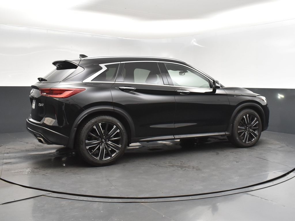 2022 Infiniti QX50 Luxe photo 4