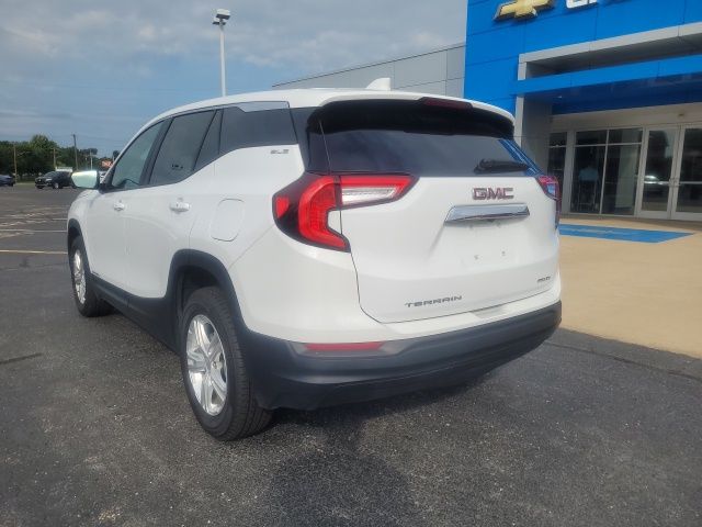 2024 Gmc Terrain SLE photo 3