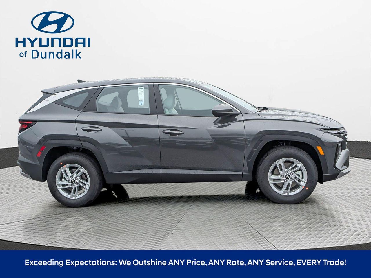 2026 Hyundai Tucson SE photo 4