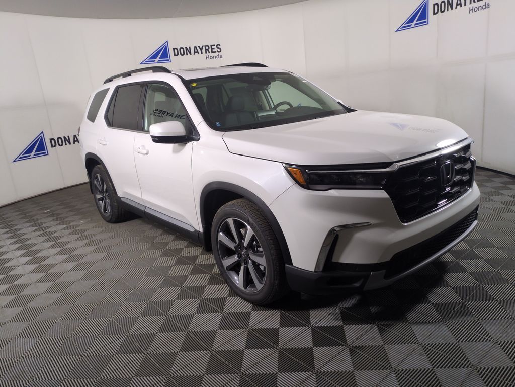 2025 Honda Pilot Touring photo 6