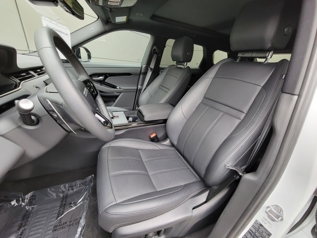 2025 Land Rover Range Rover Evoque S photo 17