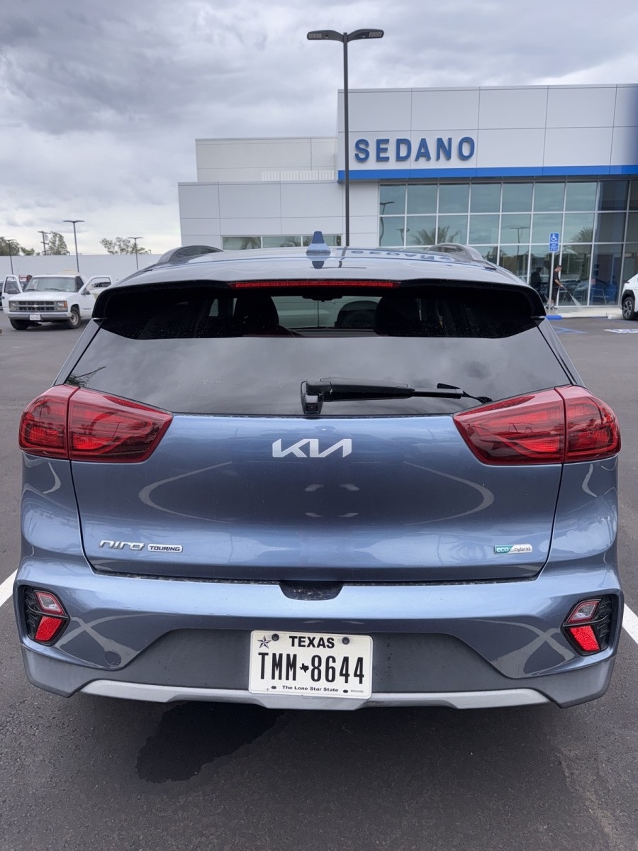 2022 Kia Niro Touring Special Edition photo 4
