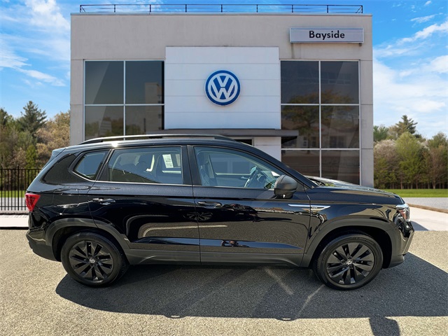 Certified 2022 Volkswagen Taos S with VIN 3VVAX7B21NM046479 for sale in Bayside, NY