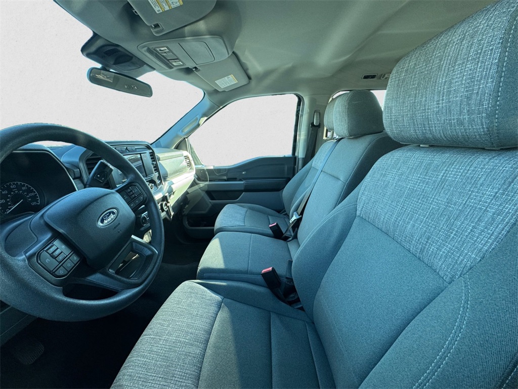 2023 Ford F-150 XLT photo 2