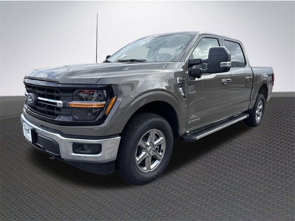 2025 Ford F-150 XLT photo 3