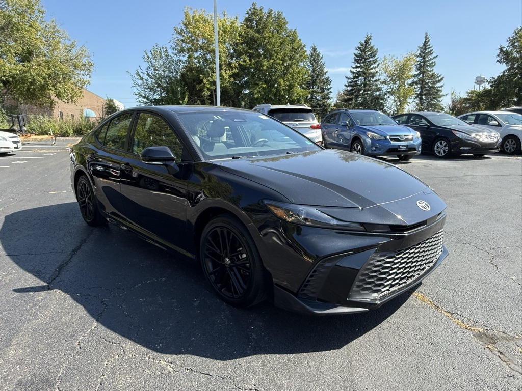 2025 Toyota Camry SE photo 22