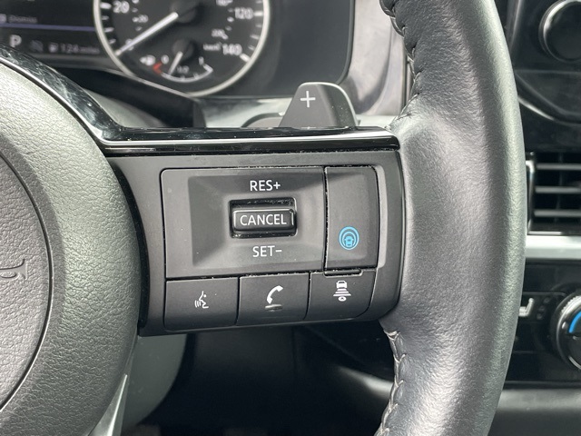 2022 Nissan Pathfinder SL photo 21