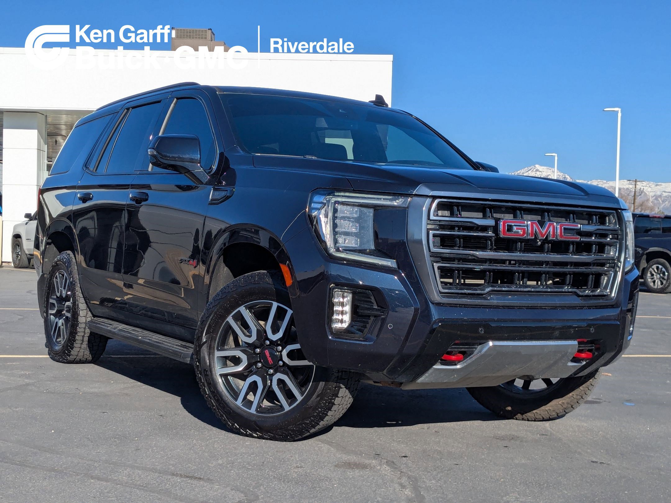 2023 GMC Yukon AT4's photo
