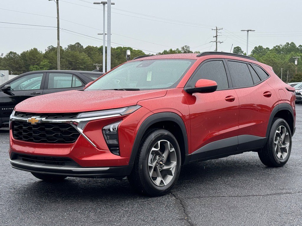 2024 Chevrolet Trax LT photo 7