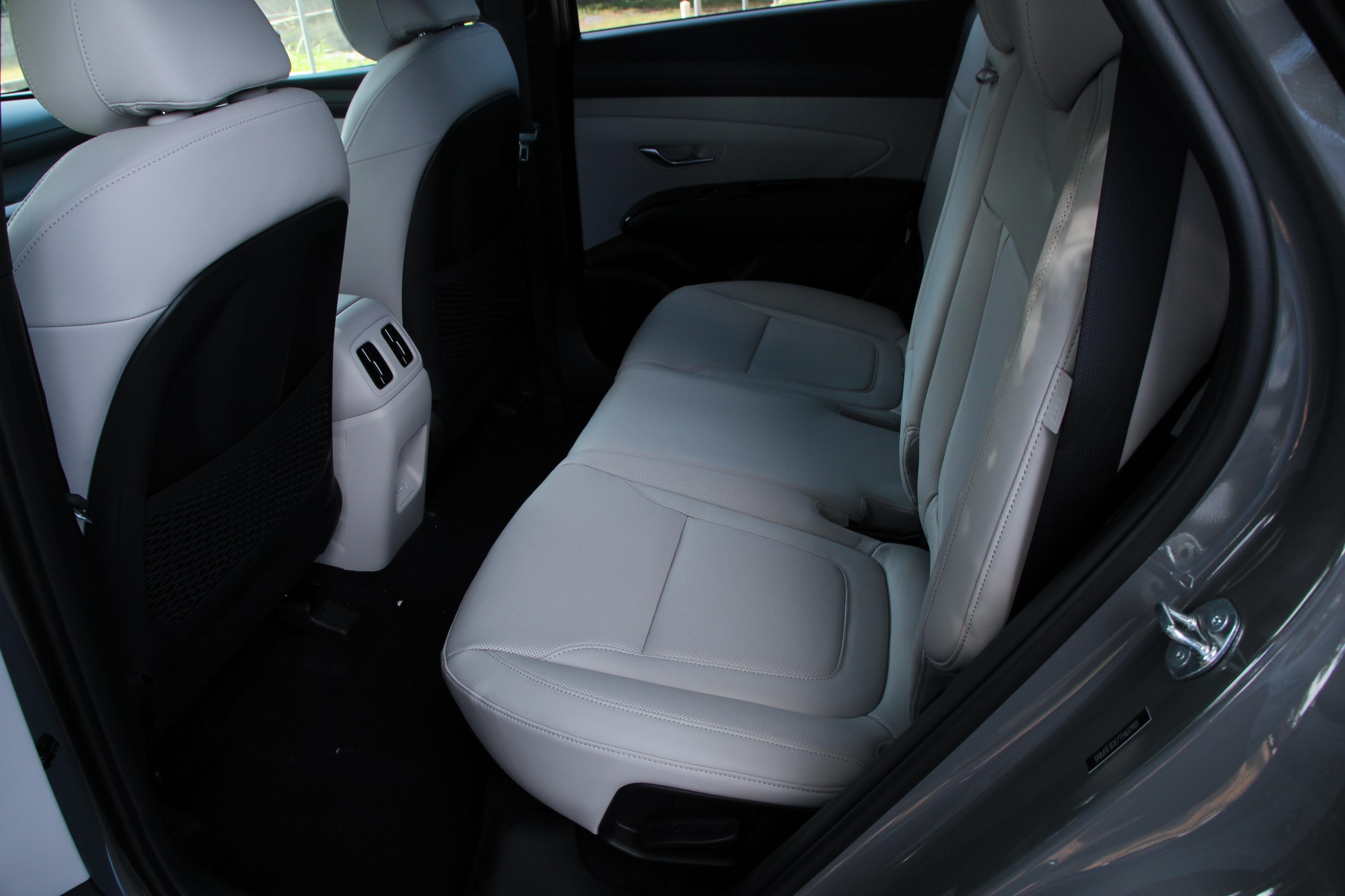 2026 Hyundai Tucson Limited photo 16