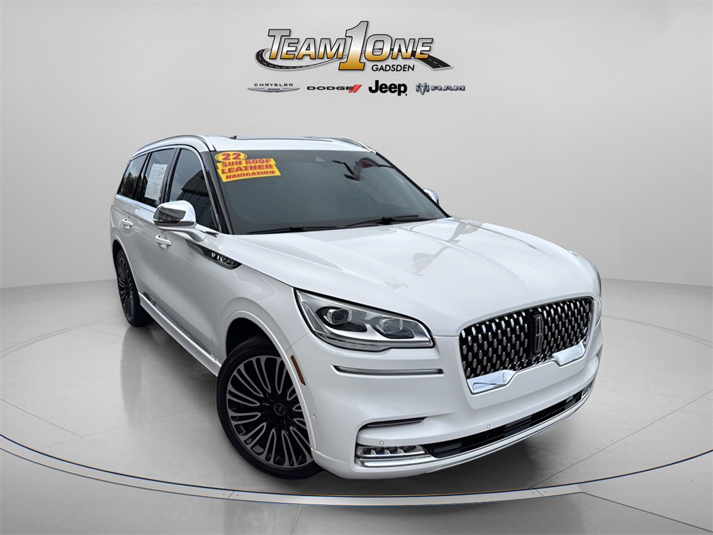 2022 Lincoln Aviator Black Label photo 2
