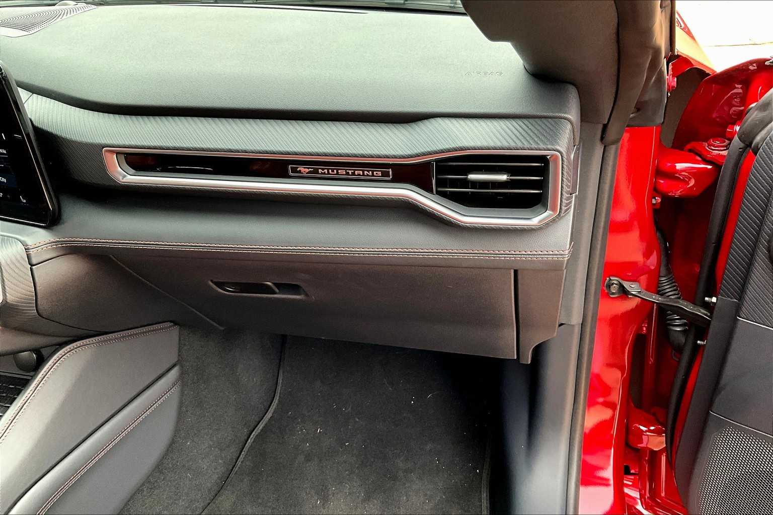 2024 Ford Mustang GT Premium photo 16