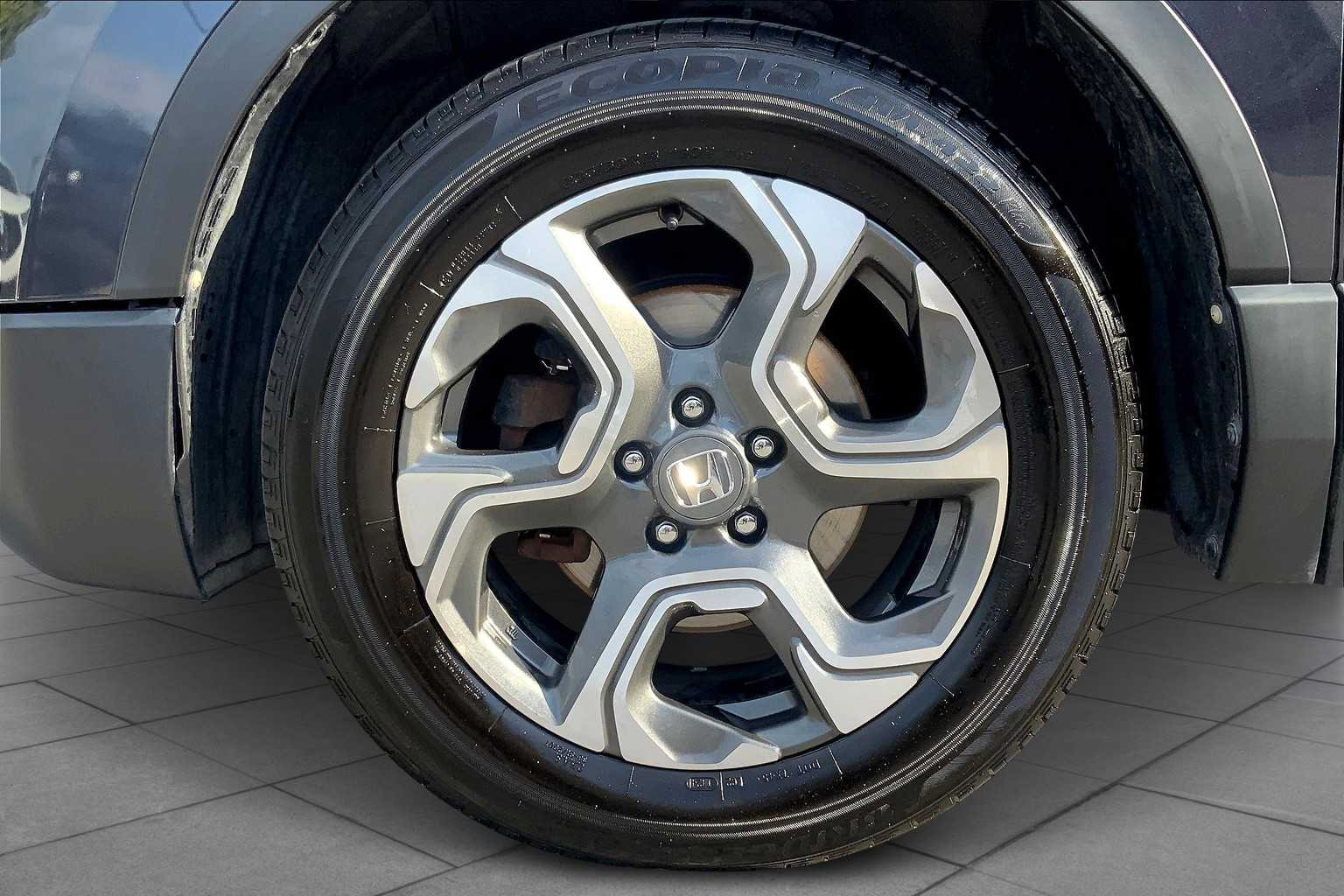 2017 Honda CR-V EX photo 10