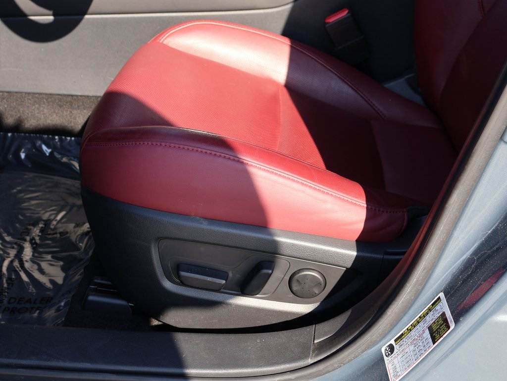 2025 Mazda CX-30 2.5 S Carbon photo 23