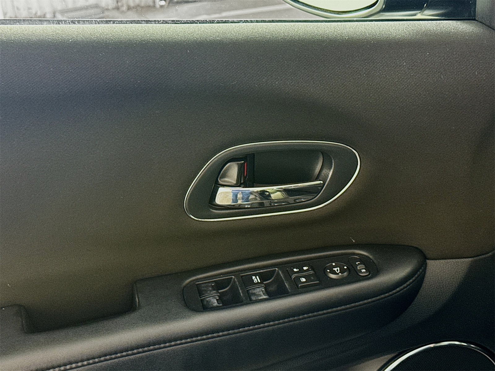 2017 Honda HR-V EX photo 14