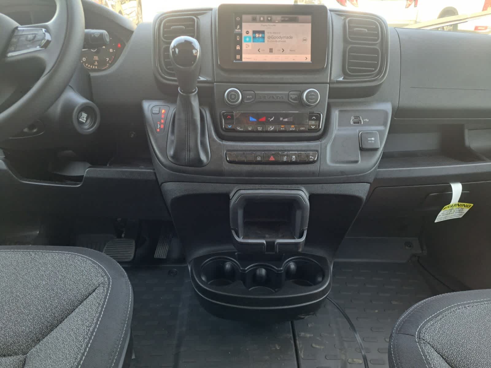 2025 Ram ProMaster 2500 photo 13
