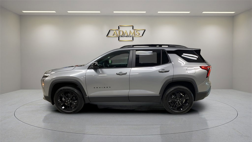 2026 Chevrolet Equinox LT photo 3