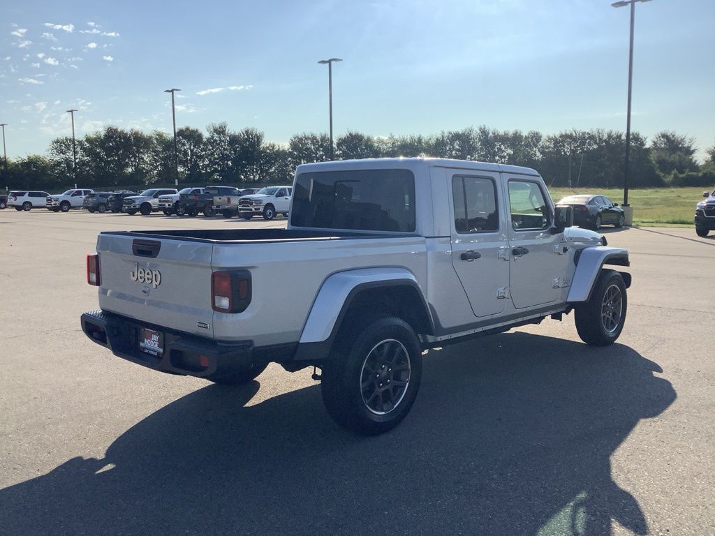2023 Jeep Gladiator Overland photo 7